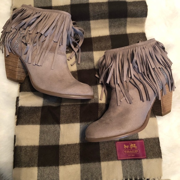 Not Rated Shoes - 🎉HP🎉NIB NOT RATED Booties with fringe and chains